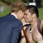 5 fronteras del mundo que puedes cruzar caminando (y vale la pena hacerlo) »